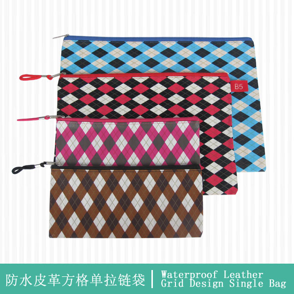 Waterproof Leather Grid Single Zipper Bag