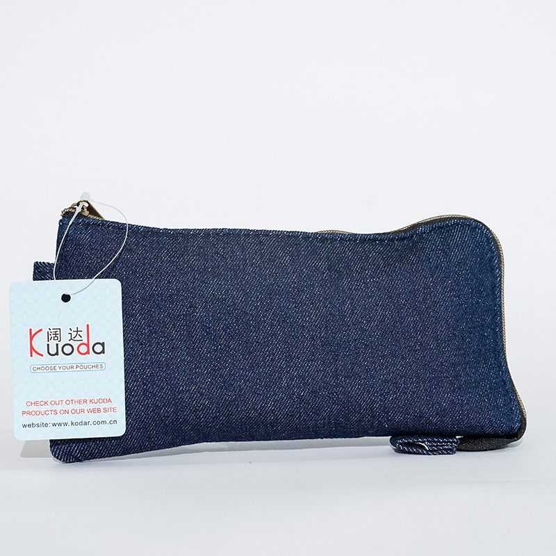  7-shaped pencil case