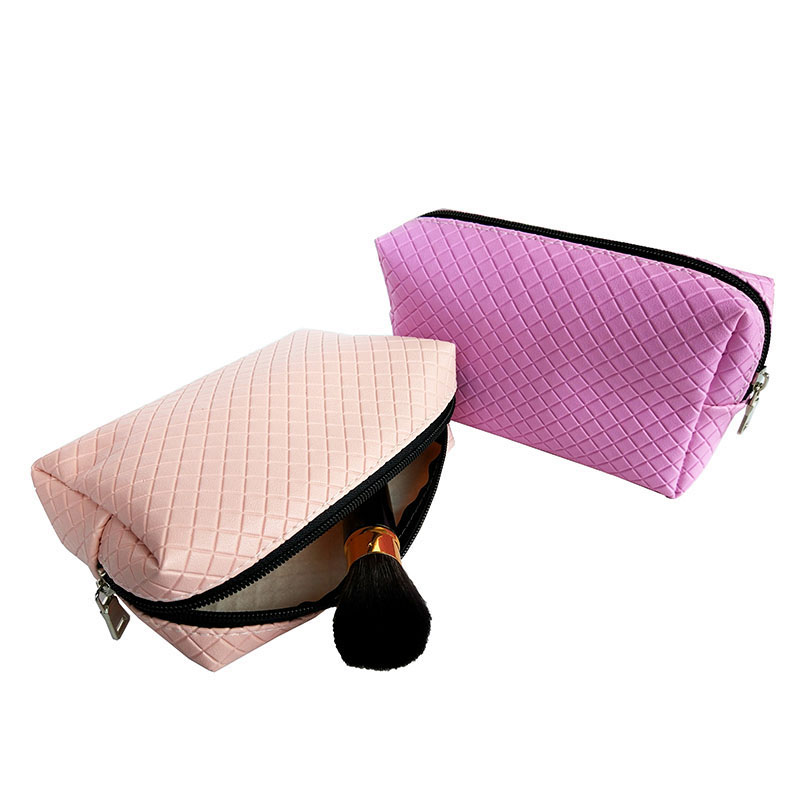 Square 3-D zipper bag